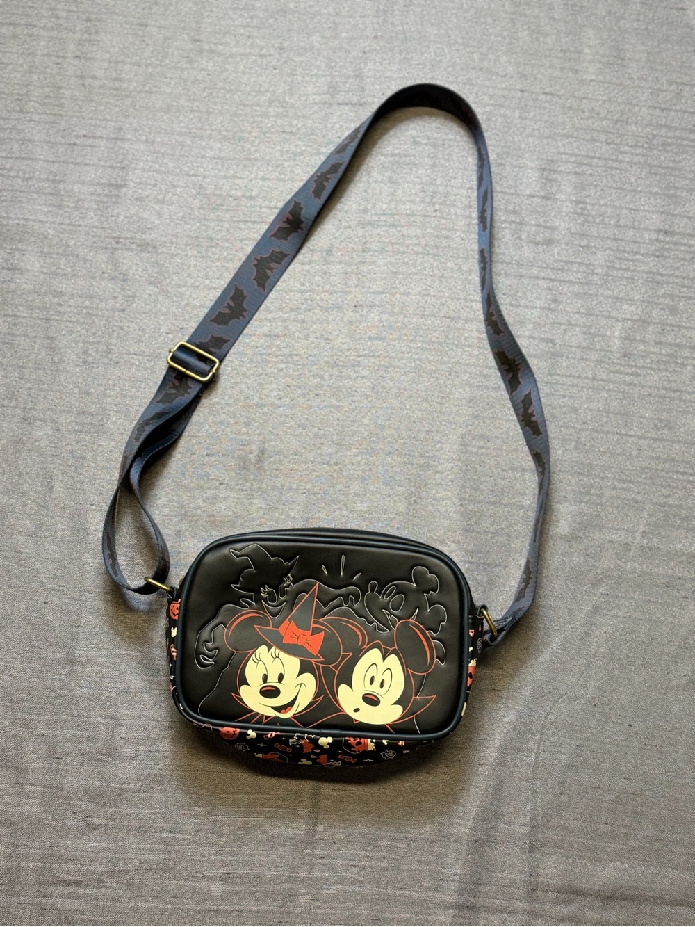 Disney Mickey & Minnie Halloween Glow-in-the-Dark Crossbody Bag Loungefly